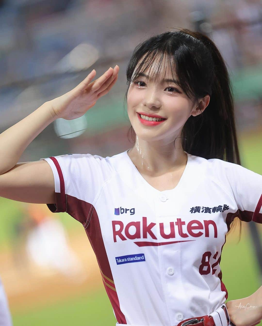 アンディ・チェンのインスタグラム：「#이다혜  #李多慧 @le_dahye #대만 #CPBL #첫공연 #rakutengirls  #rakutenmonkeys  #leedahye #치어리더 #이다혜치어리더 #코카인 #기아타이거즈 #전북현대   Canon EOS R3  RF 135mm f/1.8L IS USM  STC CINE MIST CPL  #RF135mm #RF70200mm  #CanonTaiwan #canon合作攝影師 #STC_TAIWAN」