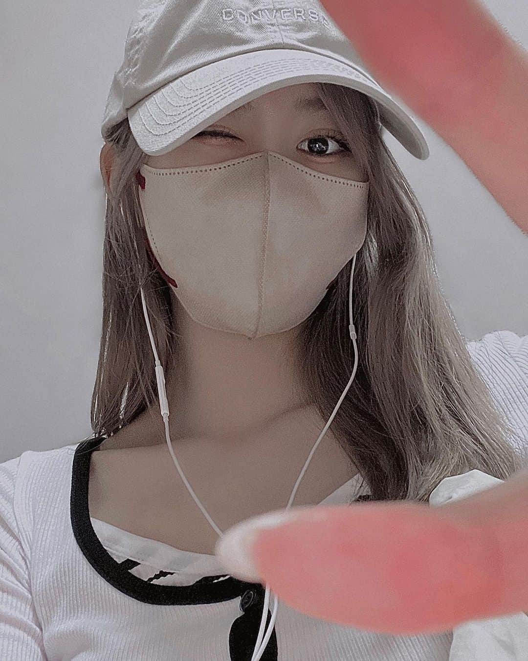 川中子奈月心のインスタグラム：「なんとなく撮ったやつ🛒 #ljk  #05」