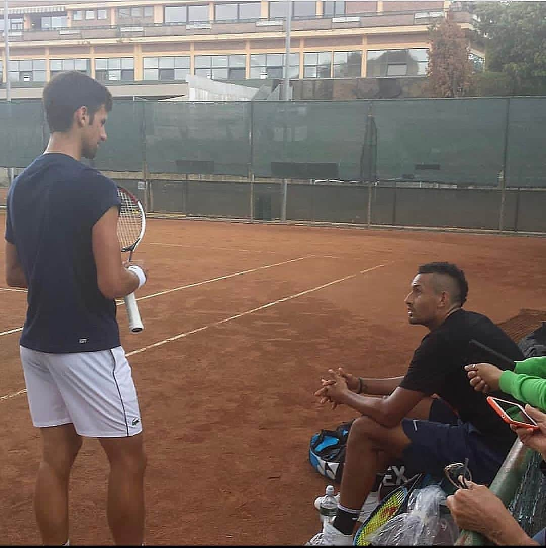 ニック・キリオスさんのインスタグラム写真 - (ニック・キリオスInstagram)「Congratulations @djokernole from you asking me advice on the clay to again winning the French open. Proud of you mate, I’m here anytime, love coach kygs 😂」6月12日 16時37分 - k1ngkyrg1os