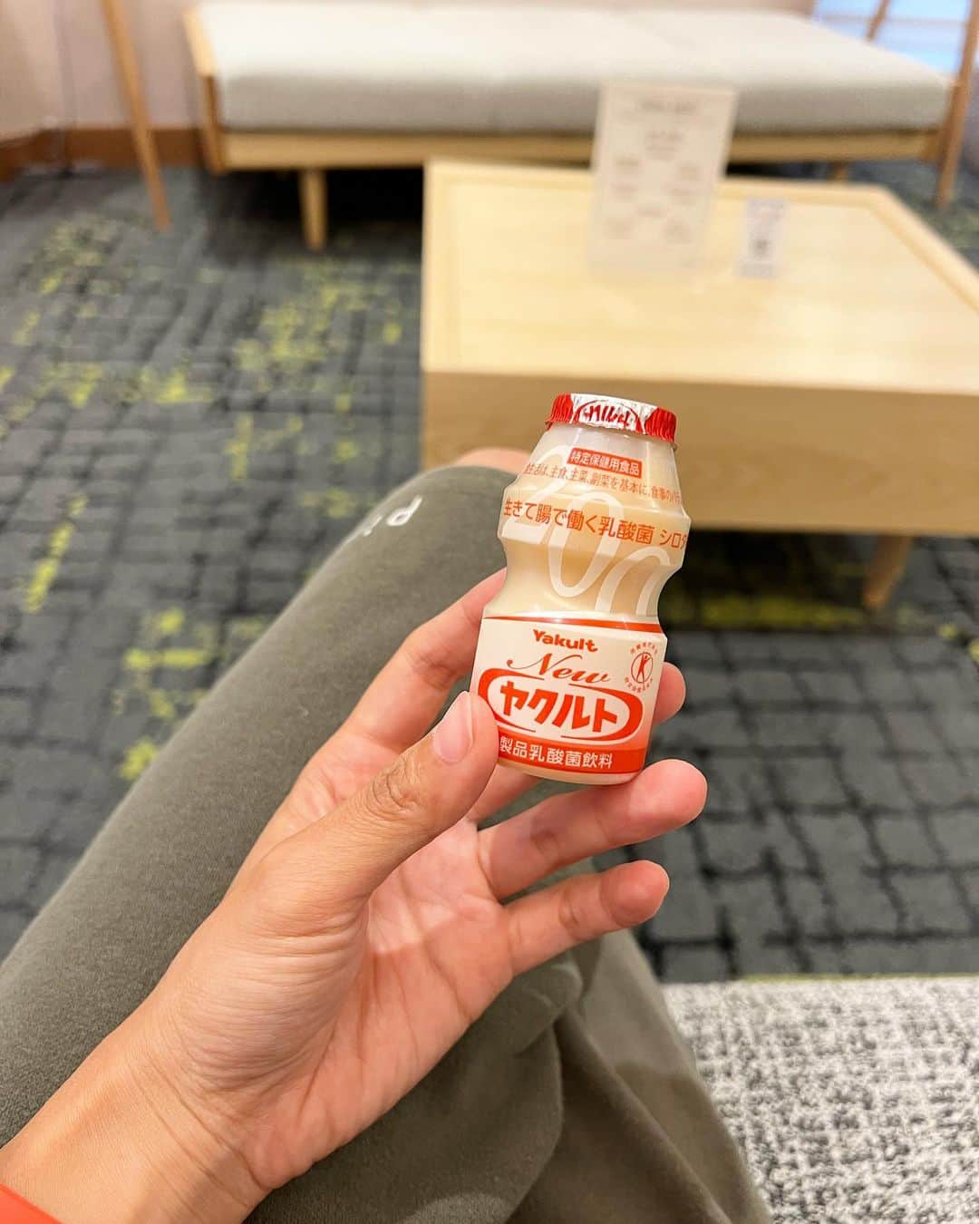 黒澤まさ美のインスタグラム：「⁡ 久々の#サ活  #個室サウナ はやっぱり落ち着きます🧖‍♀️ ととのった後に瞑想スペースや集中ブースを利用できるのもありがたいです👍🏼 フォロワーの方にお使いいただける、おひとり様につき１回限り1000円オフになるクーポンコードも貼っておきますのでぜひご活用ください⬇️7月末までの限定クーポンです🏃💨 【1000-SNS461-2307】 ⁡ #サウナ女子   PR @saunareset_pint #sauna  #サウナワーク #サウナ男子 #ととのう #サウナ #コワーキングスペース #浅草pint #浅草サウナ  #サ活女子」