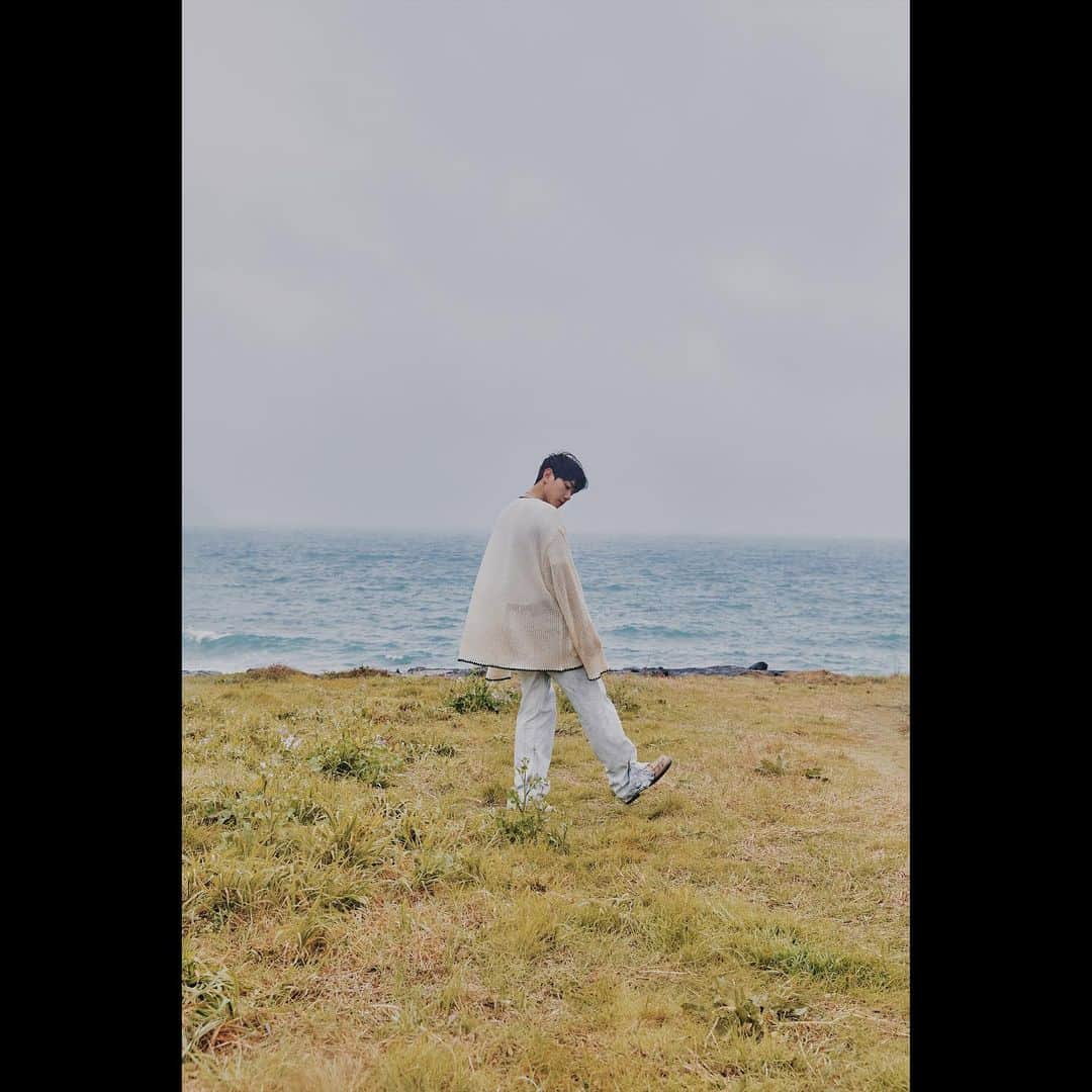 SMエンターテインメントさんのインスタグラム写真 - (SMエンターテインメントInstagram)「EXO 'Let Me In' Teaser Image #BAEKHYUN #CHEN   【EXO The 7th Album 'EXIST'】 ➫ 2023.07.10 6PM (KST)  #백현 @baekhyunee_exo  #첸 #EXO #엑소 #weareoneEXO @weareone.exo  #EXIST #EXO_EXIST #LetMeIn #EXO_LetMeIn」6月12日 18時09分 - smtown