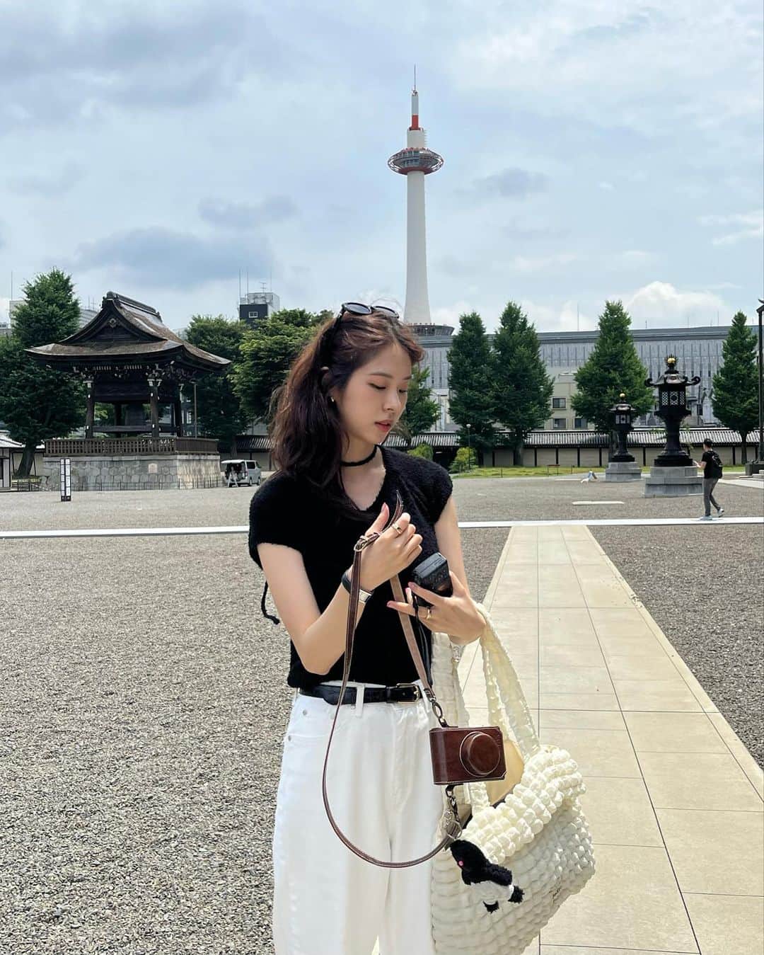 ソ・ウンスのインスタグラム：「🤓🩵」