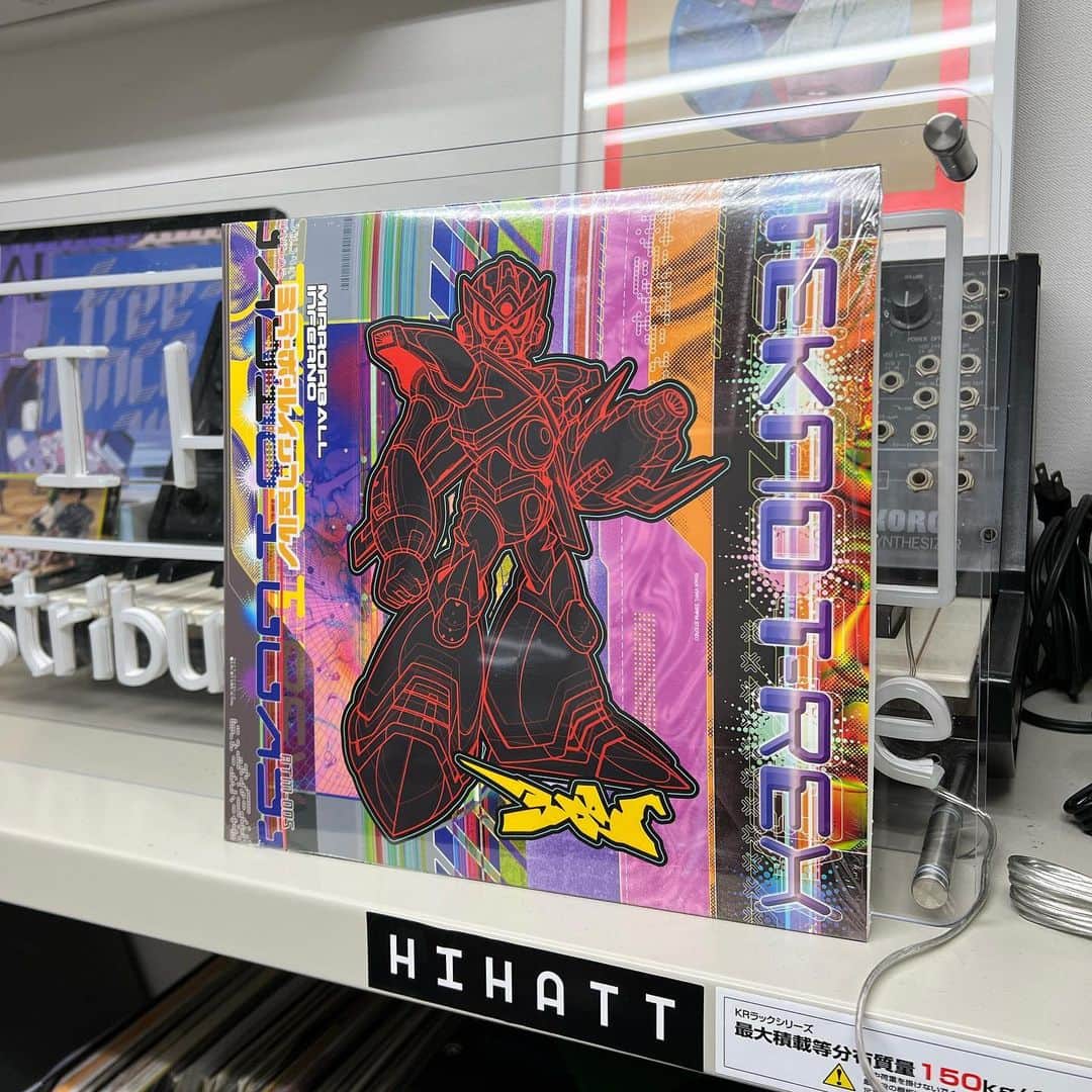 tofubeatsのインスタグラム：「Mirrorball Inferno - TEKNO T REX」