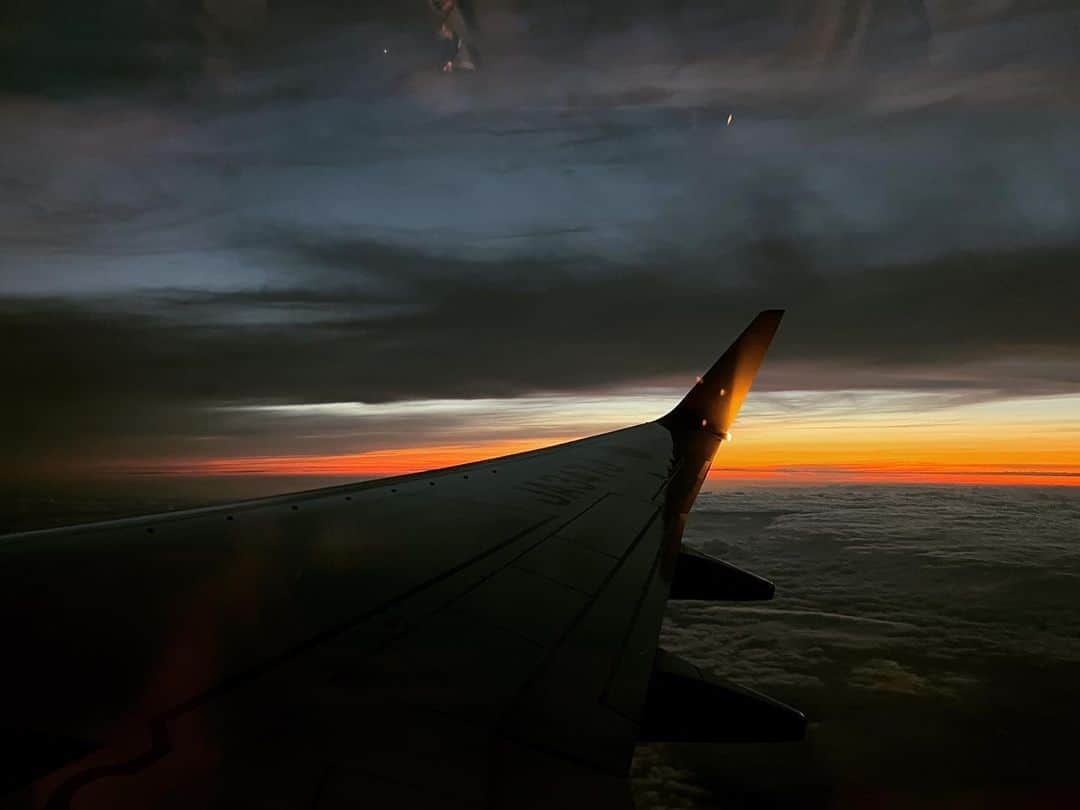 ピカ子のインスタグラム：「07:45p.m. / June,2023. Passing over around Aomori JPN.」