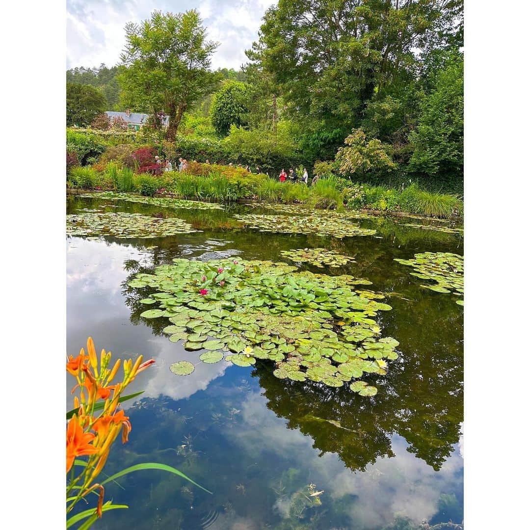 石井美保さんのインスタグラム写真 - (石井美保Instagram)「絵画でみたままの風景がそこにありました。#Monet#ジベルニー#モネの家と庭園」6月13日 6時49分 - miho_ishii