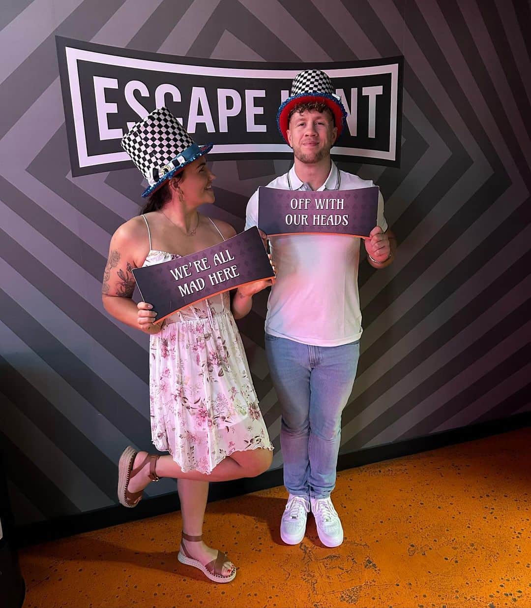ウィル・オスプレイのインスタグラム：「I’ll be honest I’m surprised you lasted this long 😂  Happy anniversary」