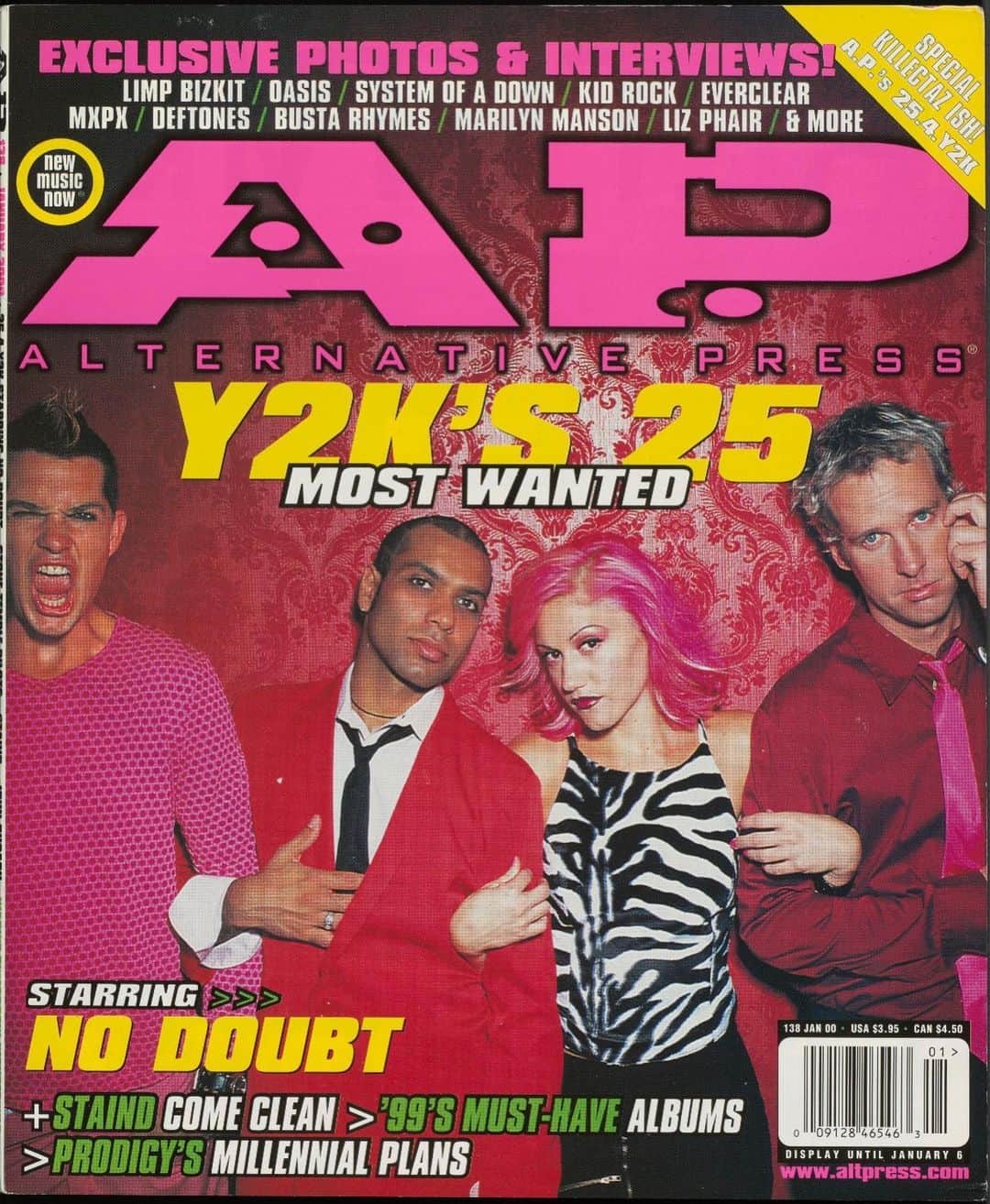Alternative Pressさんのインスタグラム写真 - (Alternative PressInstagram)「For No Doubt’s 2000 cover story Gwen Stefani told AP of the quartet, “We had such a rad thing going that if someone said, ‘I think it sucks,’ I didn’t care.”  Photos by Magda」6月13日 6時05分 - altpress