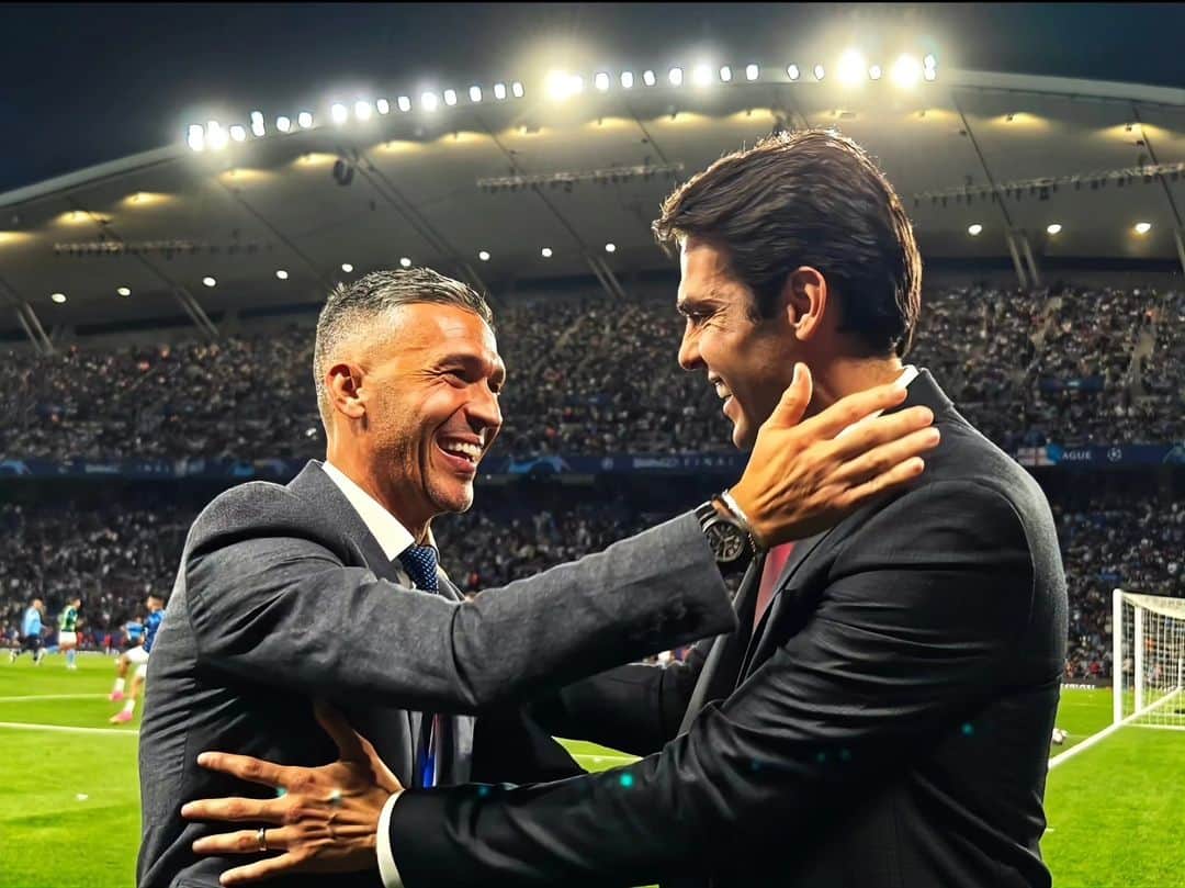 ルイス・ハビエル・ガルシア・サンスのインスタグラム：「"ENJOY SMALL MOMENTS AS THEY COME. AT THE END, THAT'S WHAT MAKE LIFE WORTHWHILE " #Legend」
