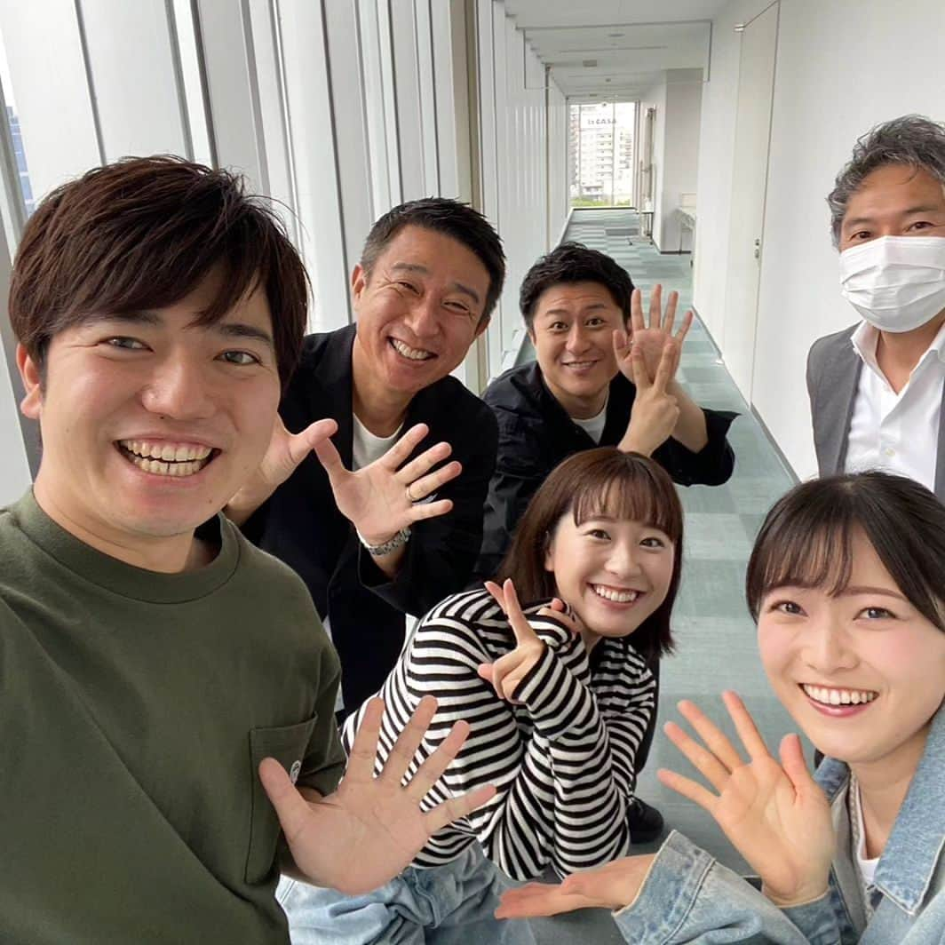 佐藤裕二さんのインスタグラム写真 - (佐藤裕二Instagram)「島貫マン、きょう（6/12）誕生日でした～！ おめでとう！  バズるといいな〜🌱  #島貫凌 #誕生日#おめでとう #happybirthday  #島貫アナをバズらせたい  #メーテレ#アナウンサー」6月12日 21時45分 - karaage_satou