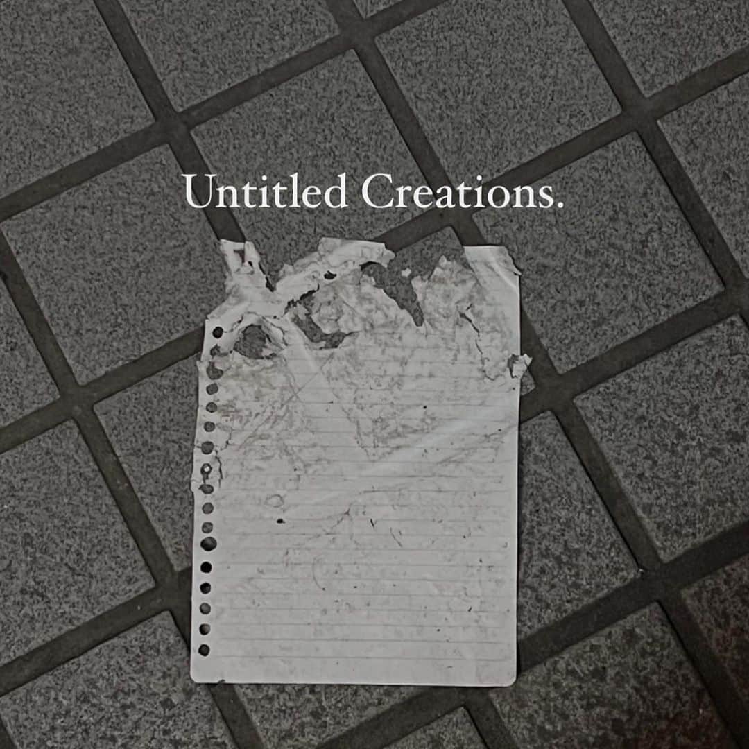 のインスタグラム：「⠜𝐢𝐧𝐟𝐨𝐫𝐦𝐚𝐭𝐢𝐨𝐧⠜ 久々にzineのｲﾍﾞﾝﾄに参加します~📚⋆‼︎ﾜｰｲ ⁡ 『Untitled Creations.』 今まで撮り溜めてきた写真で 初めてzineを作りました〜ᐠ( ᐛ )ᐟｲｪｲ🚧📦༶✧ 是非みにきてね〜✶ A5 / 30P / ﾌﾙｶﾗｰ/ ¥1,300 ⁡ このzineに合わせたｸﾞｯｽﾞ ロンT、トレーナー も作りました‼︎🥹꙳𓏸 (詳細はまた後ほど) ⁡ ⁡ 『EA magazine vol.1.2』 も久々に配布をするよ‼︎🌿 ( ᵒ̴̶̷̥́ ·̫ ᵒ̴̶̷̣̥̀ ) (今回EAｸﾞｯｽﾞの販売無いﾃﾞｽ ｽﾐﾏｾﾝｯ!) 気になってくれてた方是非もらいに来てね☽‼︎ vol.1 / B5 / 48P / ﾌﾙｶﾗｰ / 無料 vol.2 /A4変形 / 68P /ﾌﾙｶﾗｰ /無料 ⁡ ⁡ ⁡ ・・・・・・・・・・・・・・ 『Zine.x』 🗓6月17日(土) 18日(日)  🕛12:00～19:00 💴 ｸﾚｼﾞｯﾄ  QR決済　※現金不可 場所：Begin Base 東京都港区南青山5-7-17小原流会館 1F (表参道駅から徒歩3分༶) ⁡ @power_of_zine 📚 ⁡ 私は両日いますので近くにいる方 是非おしゃべりしに来てくださいﾈ💥！ ⁡」