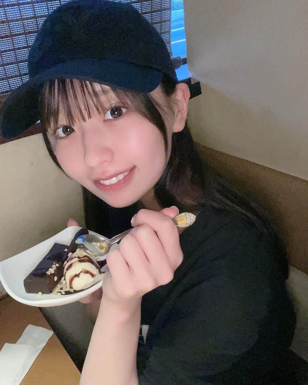 のインスタグラム：「ガトーショコラいっちばんすき！！！！！！！」