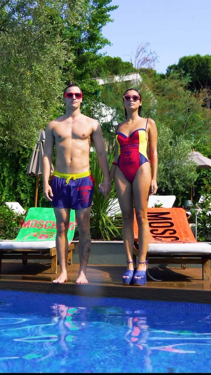 Moschinoのインスタグラム：「Wish you were here. @clakovi and @gabesposito dive into another summer with #MoschinoEyewear.  Discover our latest frames at the link in our bio.  #Moschino」