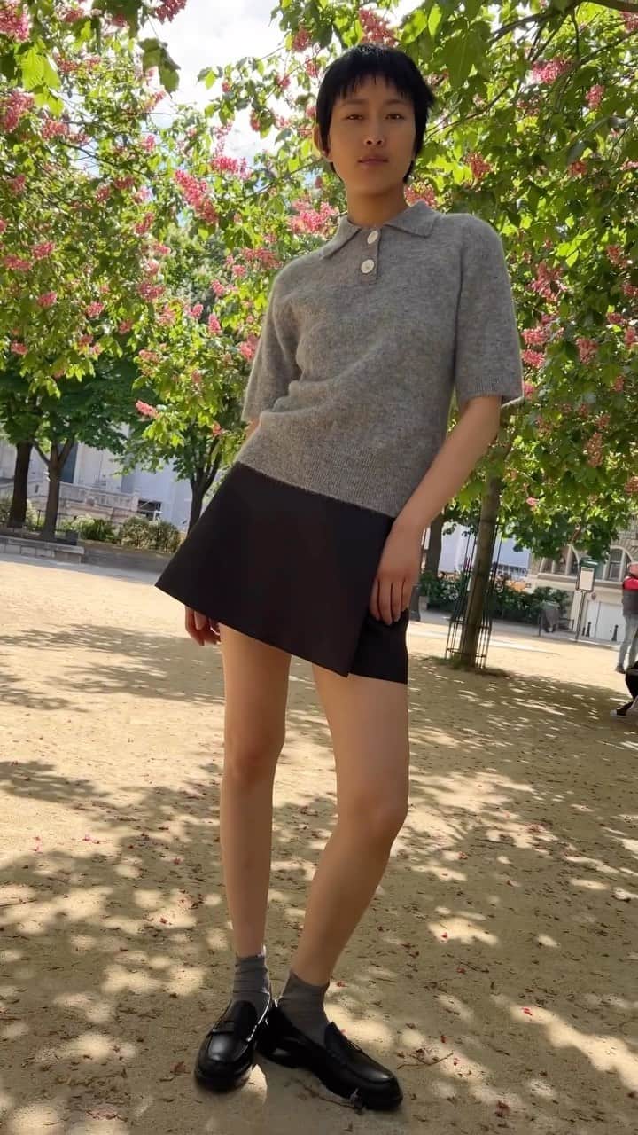 MATCHESFASHION.COMのインスタグラム：「Upgrade your summer-in-the-city style with @leemathewsau’s easy separates.」