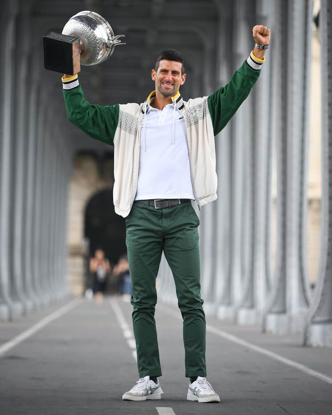 ノバク・ジョコビッチさんのインスタグラム写真 - (ノバク・ジョコビッチInstagram)「Iconic ✨  #RolandGarros   📸 @cocodubreuilphoto @_c_e_d_r_i_c/@fftennis」6月12日 22時24分 - djokernole