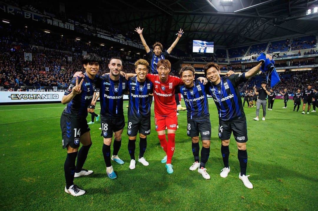 石毛秀樹のインスタグラム：「. リーグ戦3連勝  次はルヴァン杯ダービー 必ず勝ってグループリーグ突破を！！  #gamba #石毛秀樹 #48 #hummel」