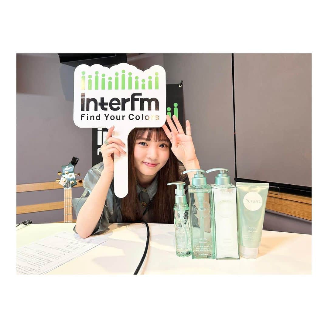 MINAのインスタグラム：「. 『MINA root note supported by Purunt』 ラジオとTikTok Live、 ありがとうございました🤍🤍 凄く素敵なスタジオで演奏できてとても楽しかったです🫧」