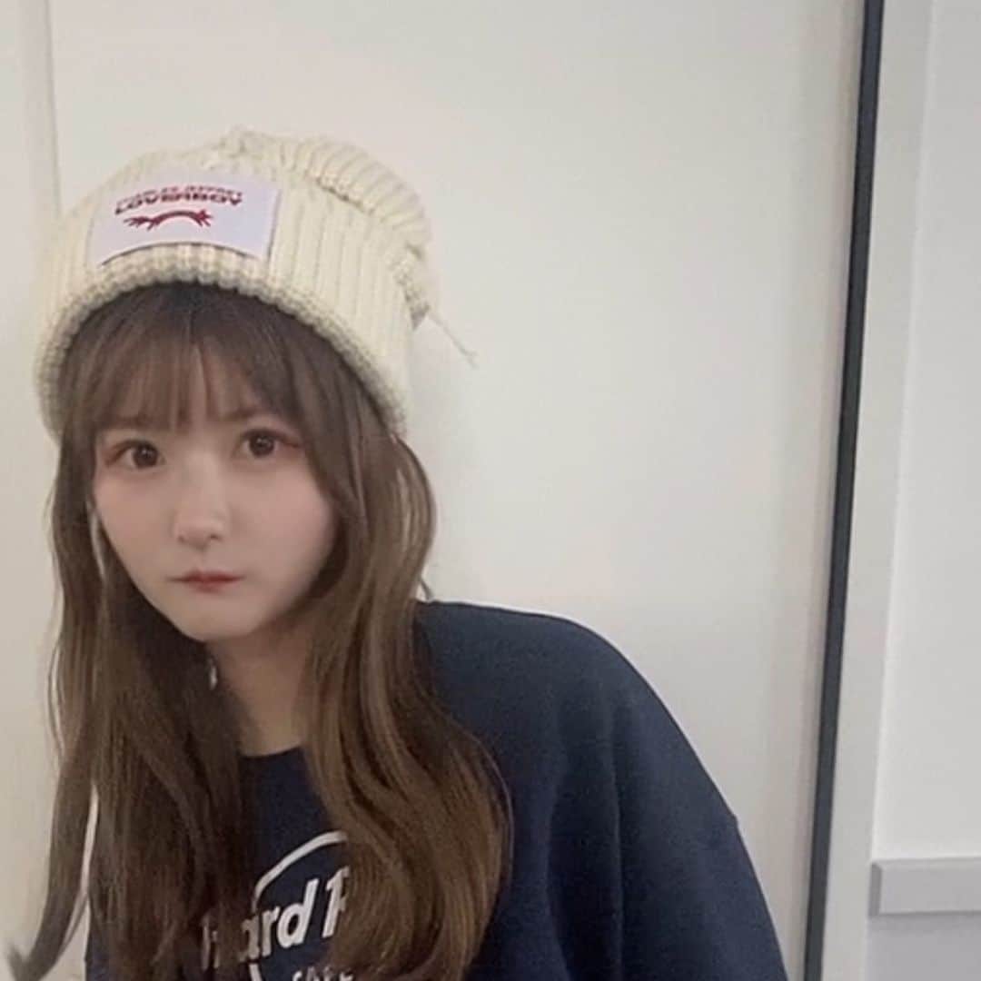 渡邉歩咲のインスタグラム：「本日6/12(月) 24:30~25:00 調布FMさんの 『サカガミと魔法のラジオ』にて ラジオ出演させていただきます!!」