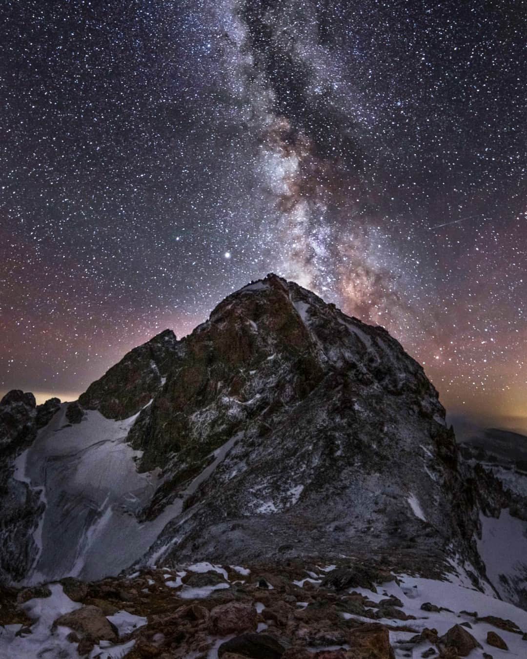 CANON USAさんのインスタグラム写真 - (CANON USAInstagram)「Photo by #CanonExplorerOfLight @jimmychin: "The Middle Teton under the Milky Way, Grand Teton National Park, WY. This was a special moment captured on assignment for The New York Times Magazine."  📸 #Canon EOS R5 Lens: EF 14mm f/2.8L II USM」6月13日 0時14分 - canonusa