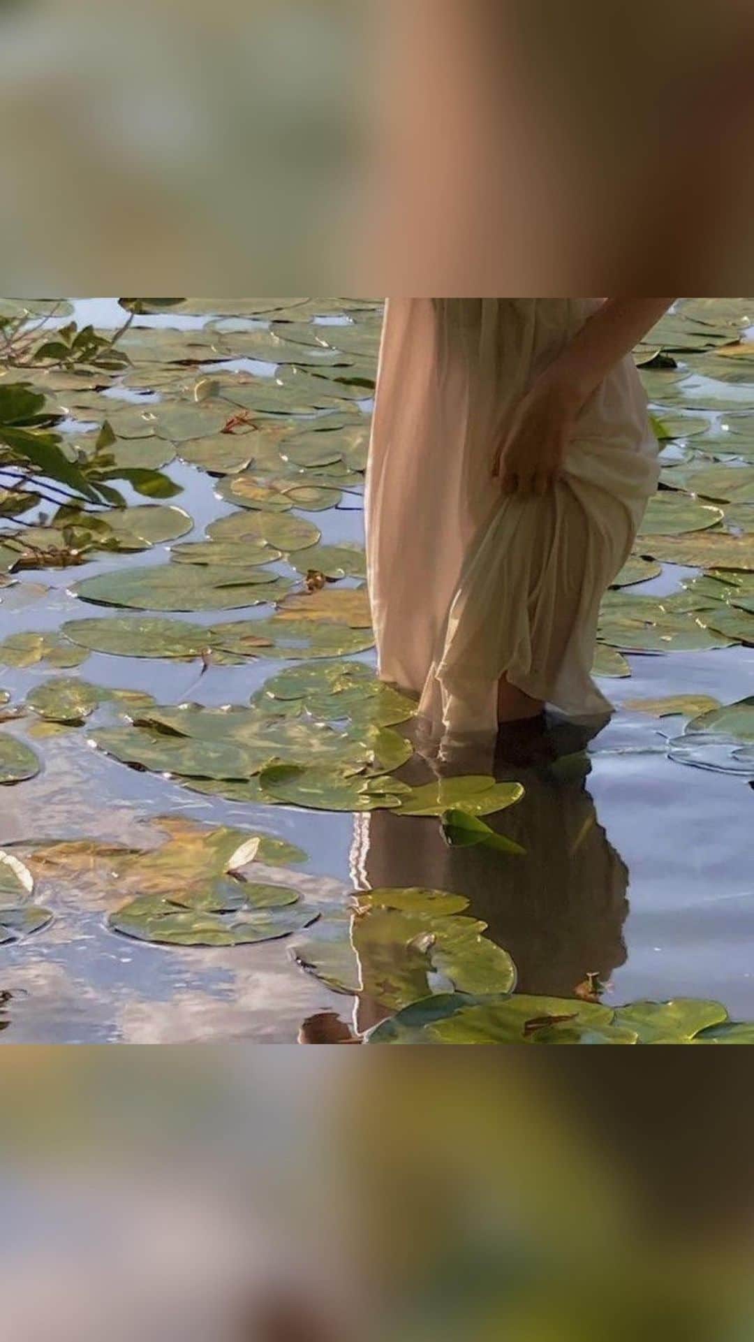 クリスティナ・バザンのインスタグラム：「We are all being called to birth communities and to create networks of support amongst each other, and that’s why to experience a modern sense of spirituality by learning about the ancient ways and sacred wisdom from master teachers is such a key. The wonderful @avalon.calling is hosting a powerful Avalon pilgrimage retreat in England from the 30th of June until the 10th of July, we will have the most powerful and deep experiences, learning about healing, ancient magick, meta-physics, astrology and so much more. During this retreat we will have private access to sacred sites such as the Chalice Well and Stonehenge for prayer and ceremony. Annah, founder of Avalon Calling will be leading us through this powerful pilgrimage and as she mentioned in our previous live, she won’t be doing this retreat next year. So this is a very special opportunity. I believe this experience will be so deeply life transformative and deep, that’s why we are calling out those that feel a connection with Avalon as there are 3 spots left for the retreat.  If you feel called, feel free to check out @avalon.calling’s website for all the information, make sure to DM her or email (annah@avaloncalling.co) saying you are coming from me 🤍🕊️  This is going to be so special 🙏🏻」