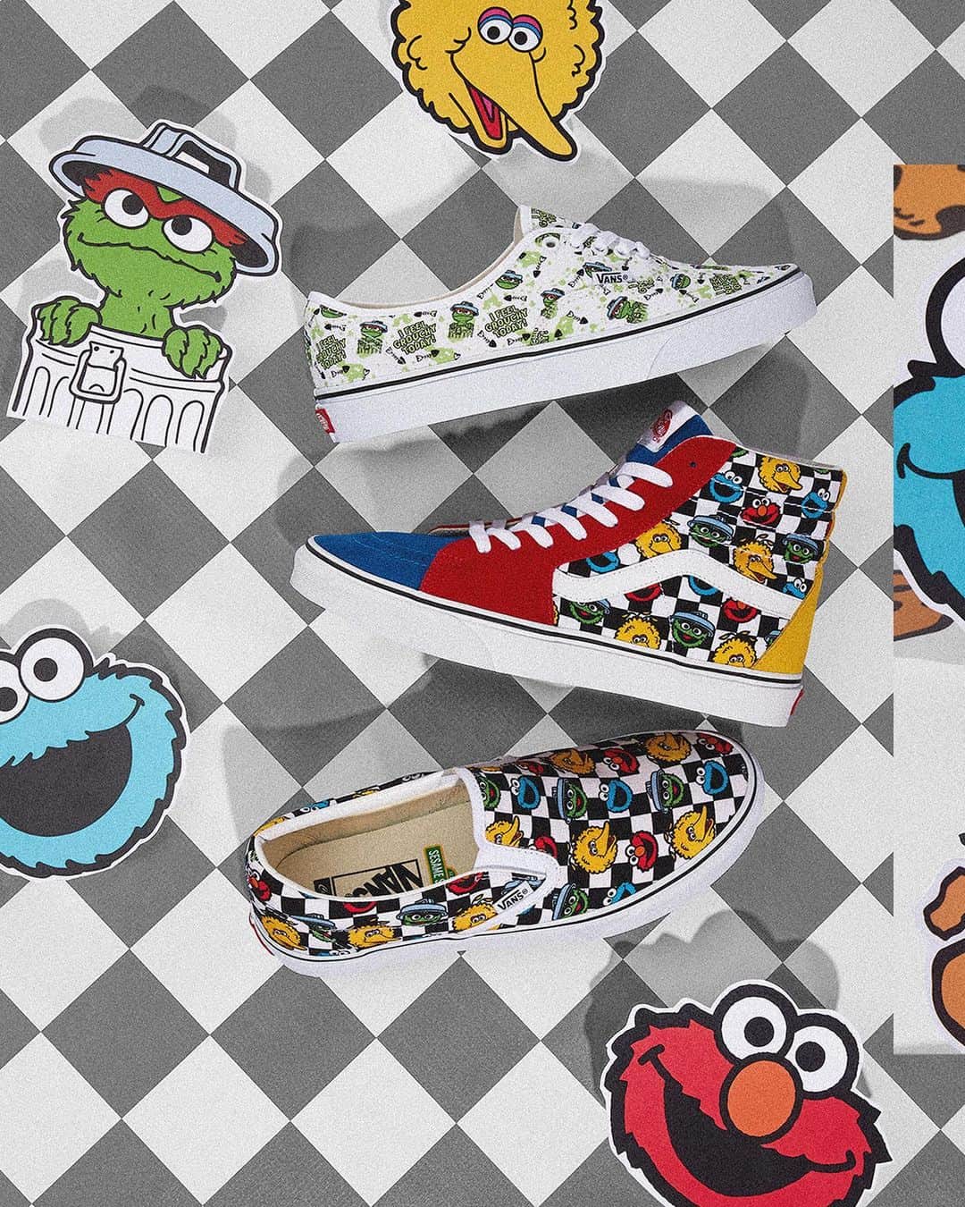 vansさんのインスタグラム写真 - (vansInstagram)「Unleash your creativity and design your own Vans x Sesame Street footwear through our Customs shop. Three exclusive prints are available at the link in our bio.」6月13日 1時00分 - vans