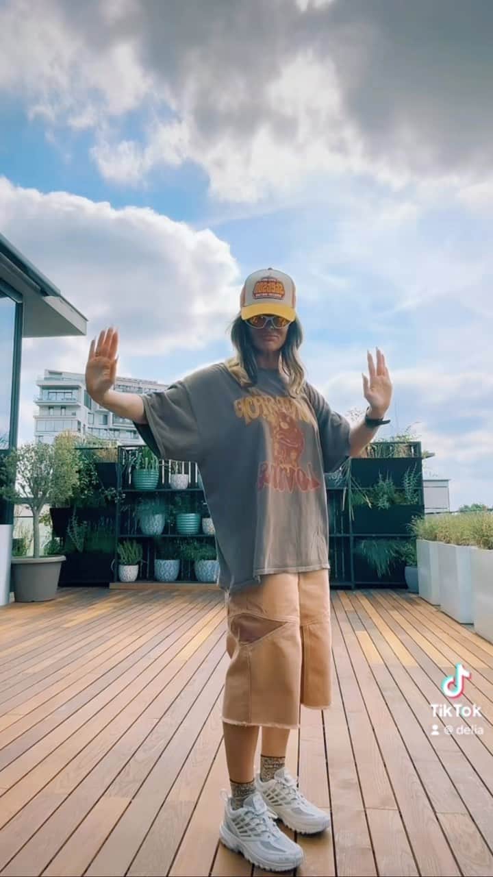 Delia Matacheのインスタグラム