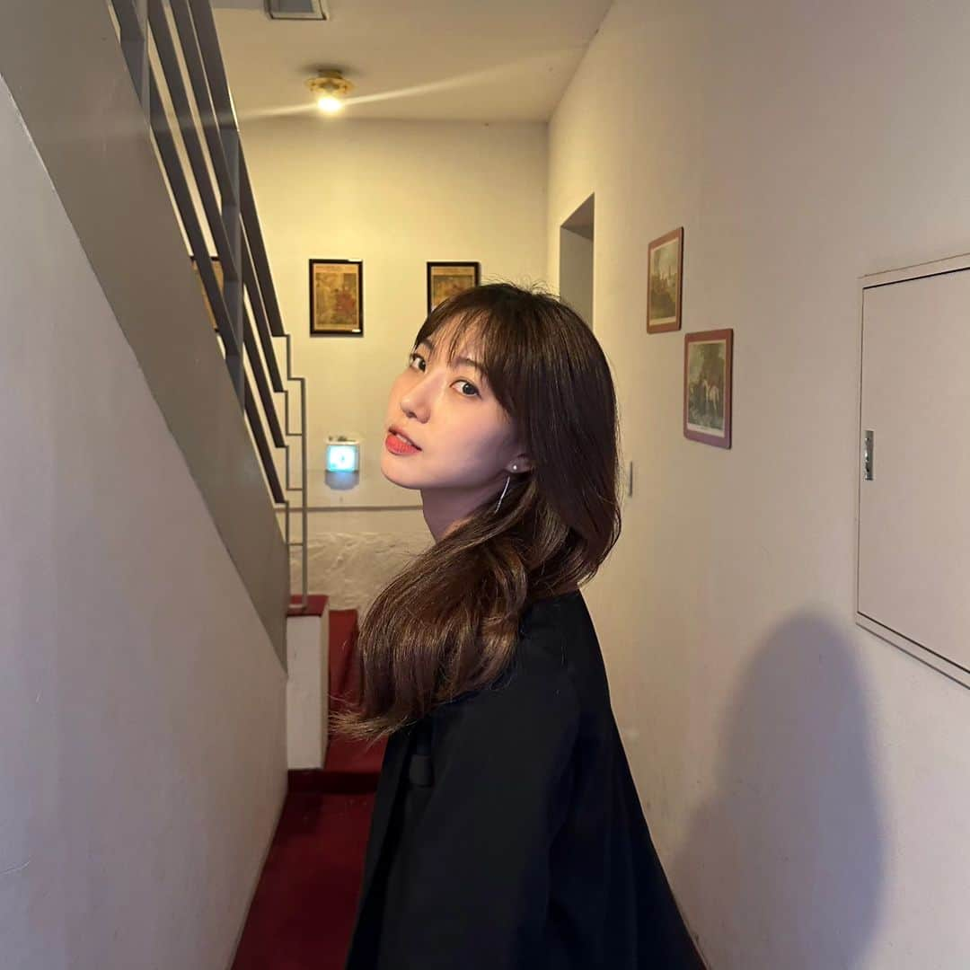 ダへ さんのインスタグラム写真 - (ダへ Instagram)「🤍🩶🖤」6月13日 2時36分 - dahye0612