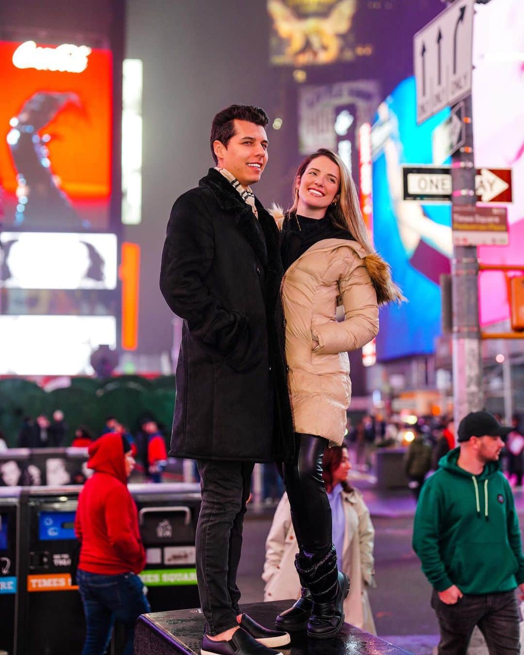 ナターリア・ガウジオのインスタグラム：「Nosso lar é aonde o nosso coração está… Por isso sei que ao seu lado eu sempre estou em casa!! Eu e você juntos em qualquer lugar do mundo!! Feliz dia dos namorados… Te amo!! 🥰❤️🙏🏻✨👩‍❤️‍👨 #love #bae #valentines #bettertogether #forever #couple」