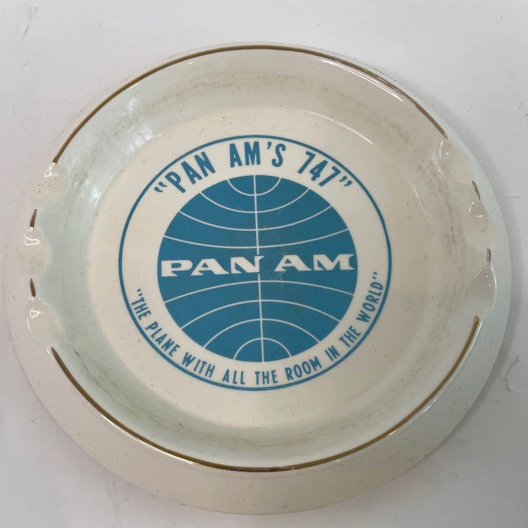 フィリップ・P・キーンのインスタグラム：「From my collection. International Dateline Certificate. 1970's. @panammuseumfoundation @panam_mech @panmmuseum #vintage #smoking #aviation #travel #airline #747 #jet #travel」