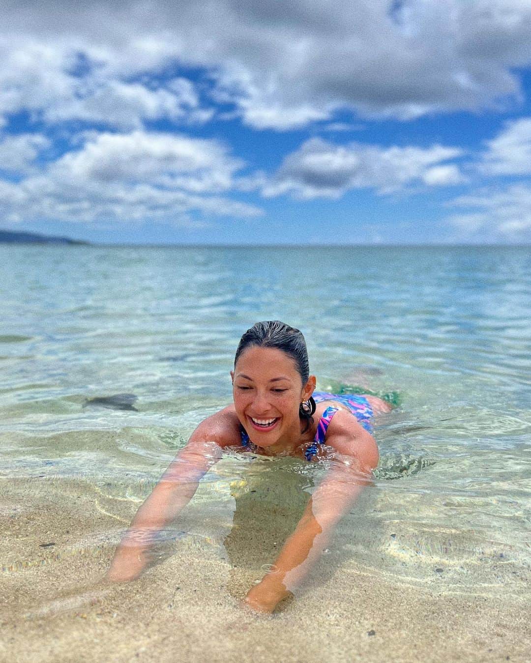 ジョーディン・テイラーのインスタグラム：「To the bathing suit that should have never been 💕」