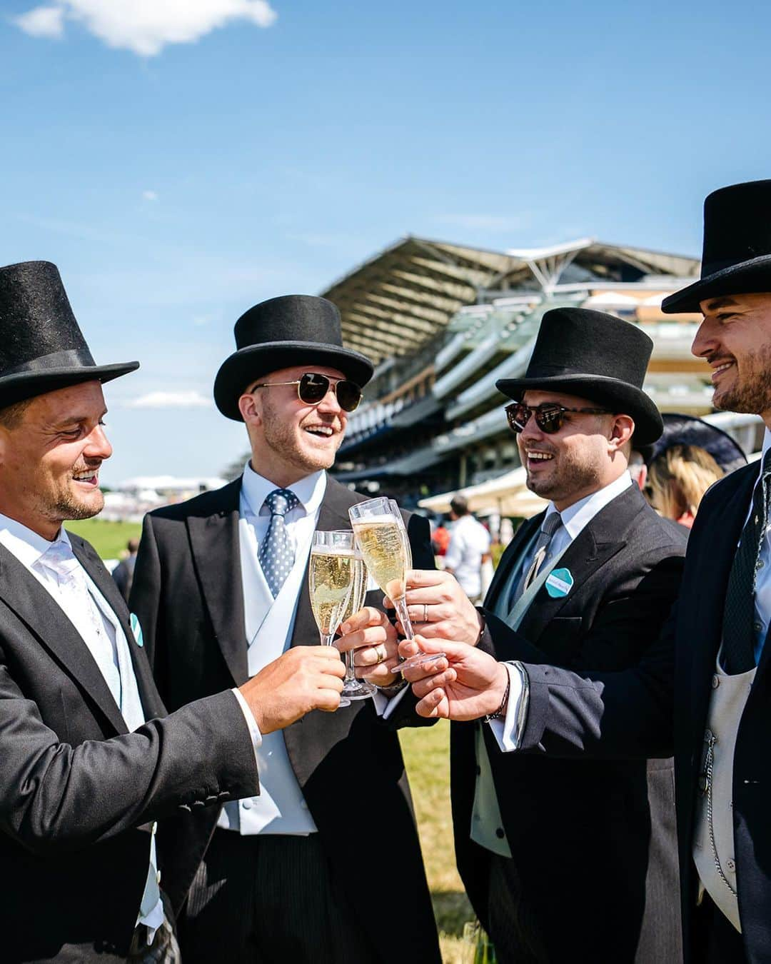 Moët & Chandon Officialさんのインスタグラム写真 - (Moët & Chandon OfficialInstagram)「Throwback to last week at Royal Ascot, bringing some A-game elegance and celebratory vibes.  #ToastWithMoet #RoyalAscot @ascotracecourse #MoetChandon  This material is not intended to be viewed by persons under the legal alcohol drinking age or in countries with restrictions on advertising on alcoholic beverages. ENJOY MOËT RESPONSIBLY.」6月28日 0時59分 - moetchandon