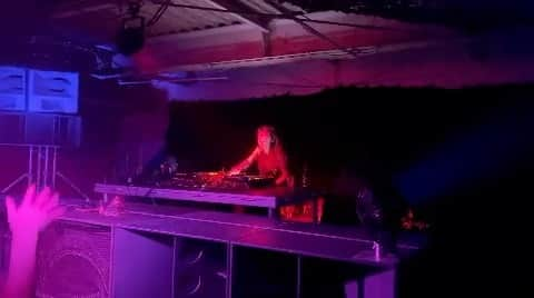 MARIA FUJIOKAのインスタグラム：「@metaaudio 's party at the warehouse in Osaka was so fun🦦♥️  その後もあちらこちらで遊んでくれた皆様ありがとうございました༄楽しかったぁ〜！！また来週Momentで🫂」