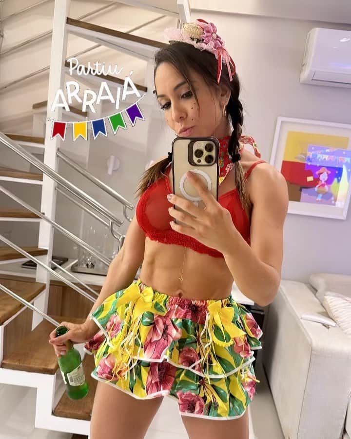 Mulher Melãoのインスタグラム：「Meu arraia 🔥🎡」