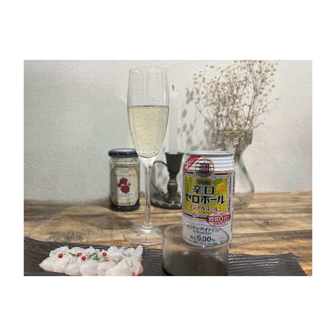 あゆかさんのインスタグラム写真 - (あゆかInstagram)「どうしても飲みたい日がド平日だったりしますよね⚘⚘⚘    そんな日の強い味方がノンアルコール飲料です。    TaKaRa 辛口ゼロボール ノンアルコールを  東京女子部レポーターとして試飲させていただきました。    ビール以外のノンアルコールと言えばジュースに近いカクテルのようなイメージでしたが、こちらは甘さや苦味で誤魔化していない、大好きなハイボールをすっきりとさせただけのお味という感じでした。満足度が高い！！    日々に取り入れていこうと思います🍹𓈒𓂂𓏸      #おうち横丁 #辛口ゼロボール #ノンアル #東京女子部 @tokyo_joshibu」6月28日 0時15分 - ayuka_23