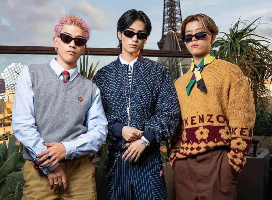 ケンゾーさんのインスタグラム写真 - (ケンゾーInstagram)「Guests of @nigo attending the KENZO Spring-Summer 2024 runway show in Paris.  #KENZONIGO」6月28日 0時34分 - kenzo