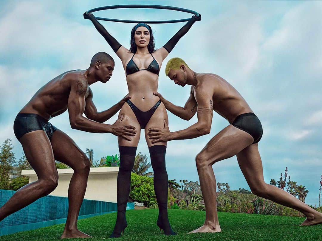 Just Jaredさんのインスタグラム写真 - (Just JaredInstagram)「Kim Kardashian models sexy swimwear from her SKIMS line in new campaign photos. We've got one more pic and an update about her makeup and fragrance lines over at JustJared.com #KimKardashian #SKIMS Photos: SKIMS / Steven Klein」6月27日 15時59分 - justjared