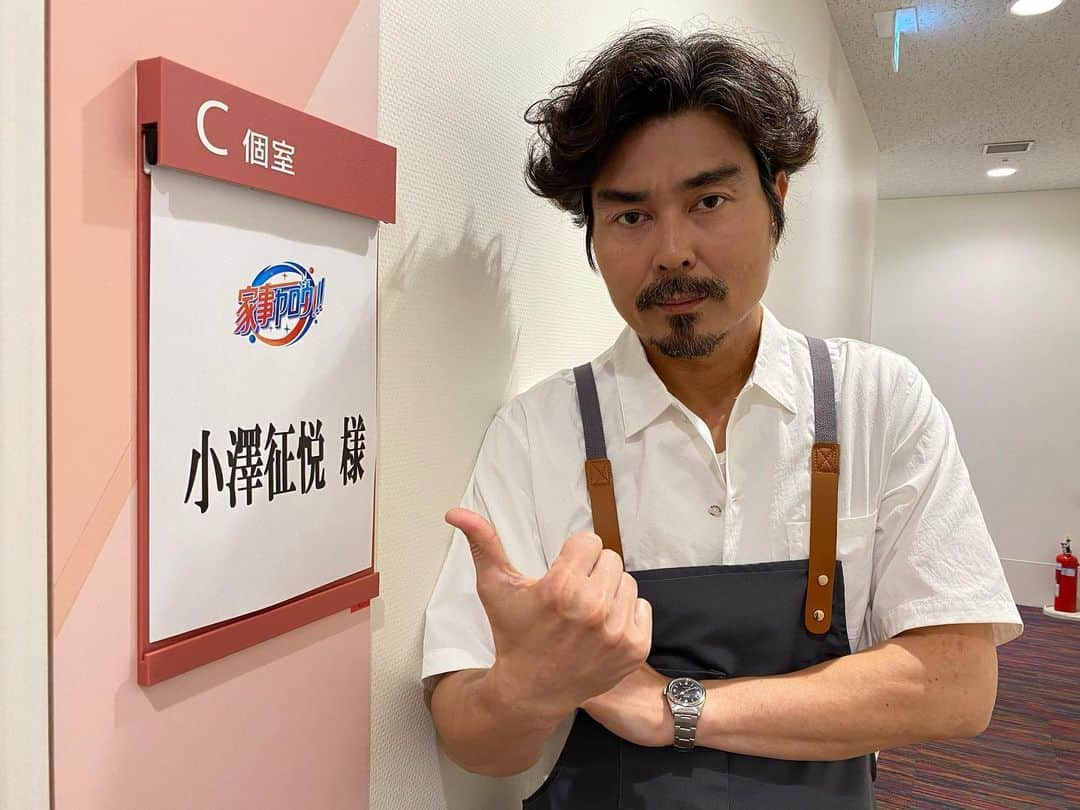 警部補ダイマジンさんのインスタグラム写真 - (警部補ダイマジンInstagram)「🚨出演のお知らせ🚨 本日よる7時放送の #家事ヤロウ に 占部役 #小澤征悦 さんが出演☺️  ダルい家事について 盛り上がりました🤣  #警部補ダイマジン 放送開始は #7月7日！ お気に入り登録は tver.jp/lp/series/srmx…  #生田斗真 #土屋太鳳 #向井理 #三池崇史」6月27日 16時02分 - daimajinex