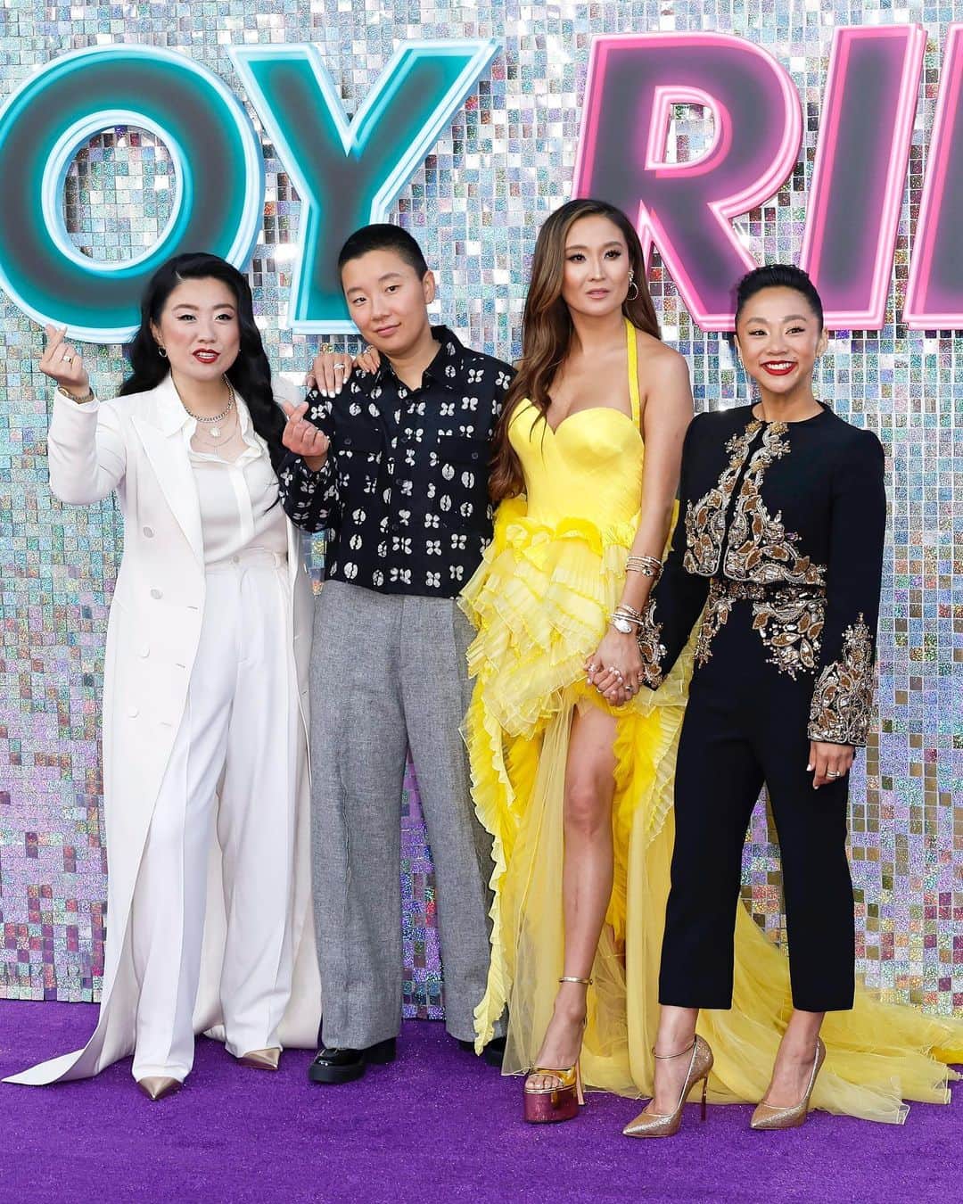 Just Jaredさんのインスタグラム写真 - (Just JaredInstagram)「Sherry Cola, Sabrina Wu, Ashley Park and Stephanie Hsu posed for photos together at the Los Angeles premiere of their new movie "Joy Ride." They were joined at the event by producer Seth Rogen. We've got so many more pics over at JustJared.com! #SherryCola #SabrinaWu #AshleyPark #StephanieHsu #SethRogen Photos: Getty」6月27日 16時33分 - justjared