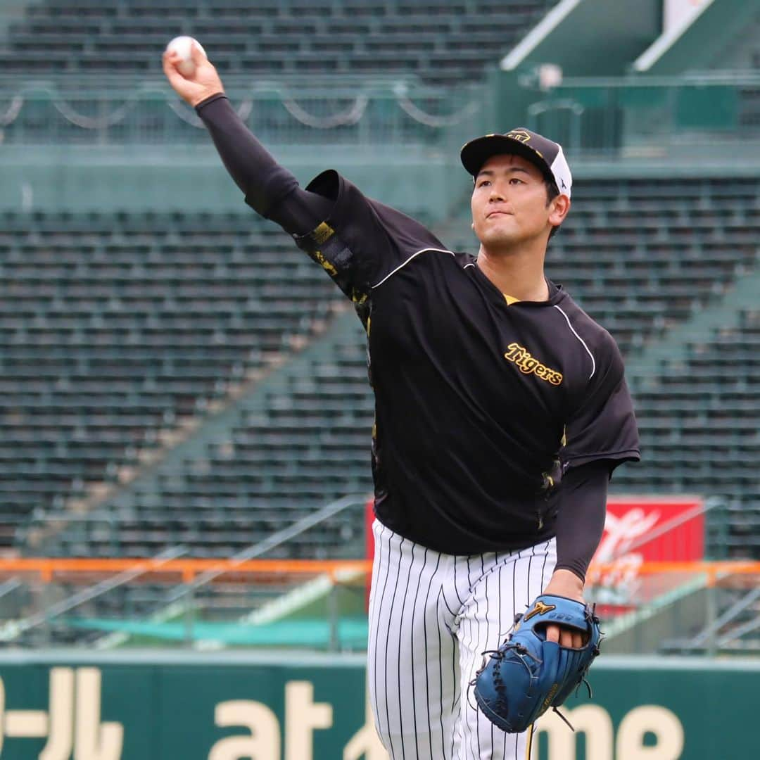 阪神タイガースさんのインスタグラム写真 - (阪神タイガースInstagram)「6月27日中日戦の試合前練習の様子です！ #熊谷敬宥 選手 #木浪聖也 選手 #中野拓夢 選手 #糸原健斗 選手 #ヨハンミエセス 選手 #カイルケラー 選手 #馬場皐輔 選手 #島本浩也 選手 #岡留英貴 選手 #坂本誠志郎 選手 #阪神タイガース  #JERAセリーグ #ARE」6月27日 16時33分 - hanshintigers_official