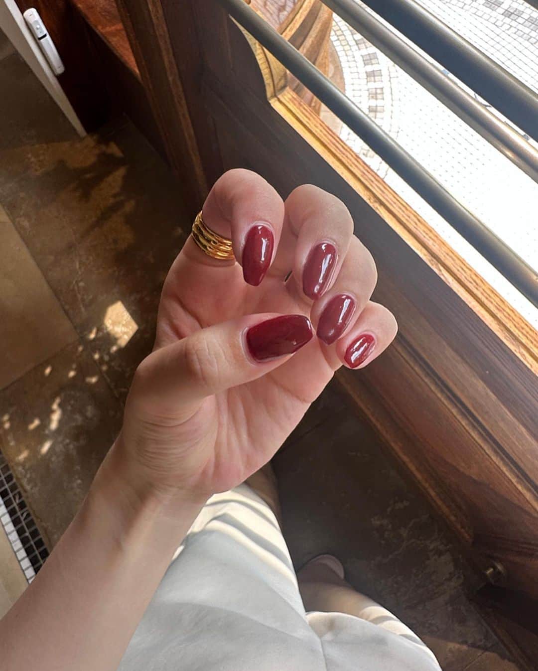 yumeさんのインスタグラム写真 - (yumeInstagram)「dark red nail ❤️ ring @jeanekathleen_official ♡」6月27日 17時05分 - tan___gram