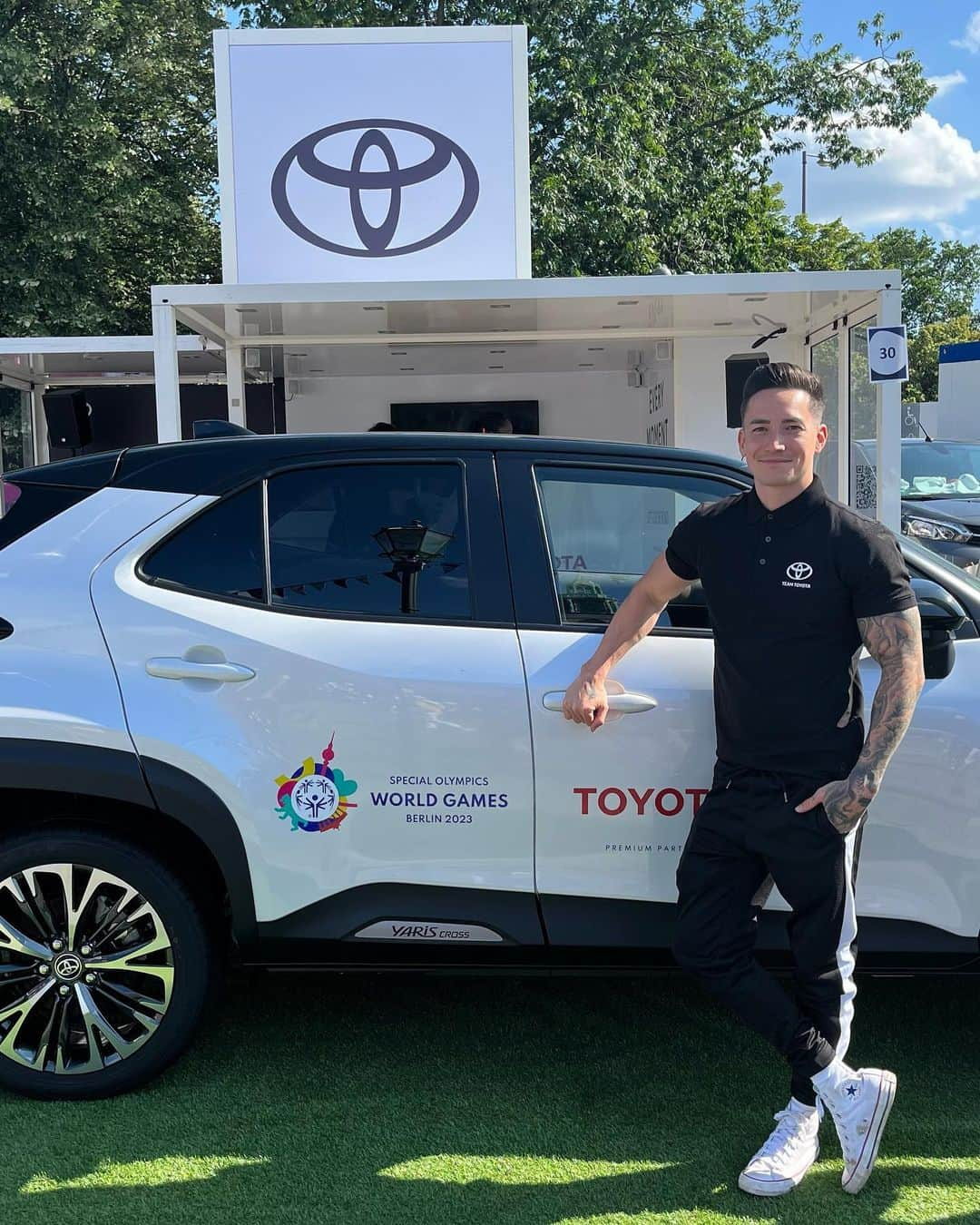 マゼル・ニューエンのインスタグラム：「What a great experience at the special Olympics world games in Berlin! Amazing vibe.Thankful for the inspiration and the memories. #sowg2023 #special #vibe #teamtoyota #thankful」