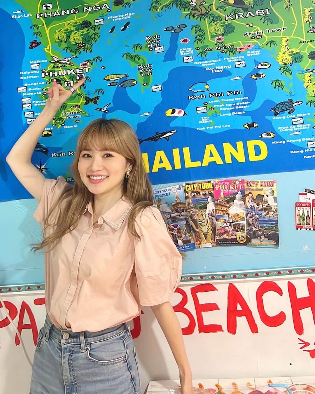 のインスタグラム：「ชอบภูเก็ต😍🏝️🩷  . . . 📷: @kichijoji_coconut 🧡 . #มิมุ #ไม่ใช่มุมิ #คนญี่ปุ่น #ภูเก็ต  #みーむー #バンコク #タイ  #プーケット」