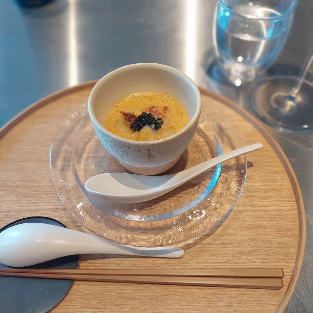 津野瀬果絵のインスタグラム：「. ずっと行きたかった話題のお店『麺とスープ』へ。どのお料理も美味しいのはもちろん、たくさんの刺激を頂き幸せでした✨ . . #麺とスープ#話題のお店#ありがとうございました」