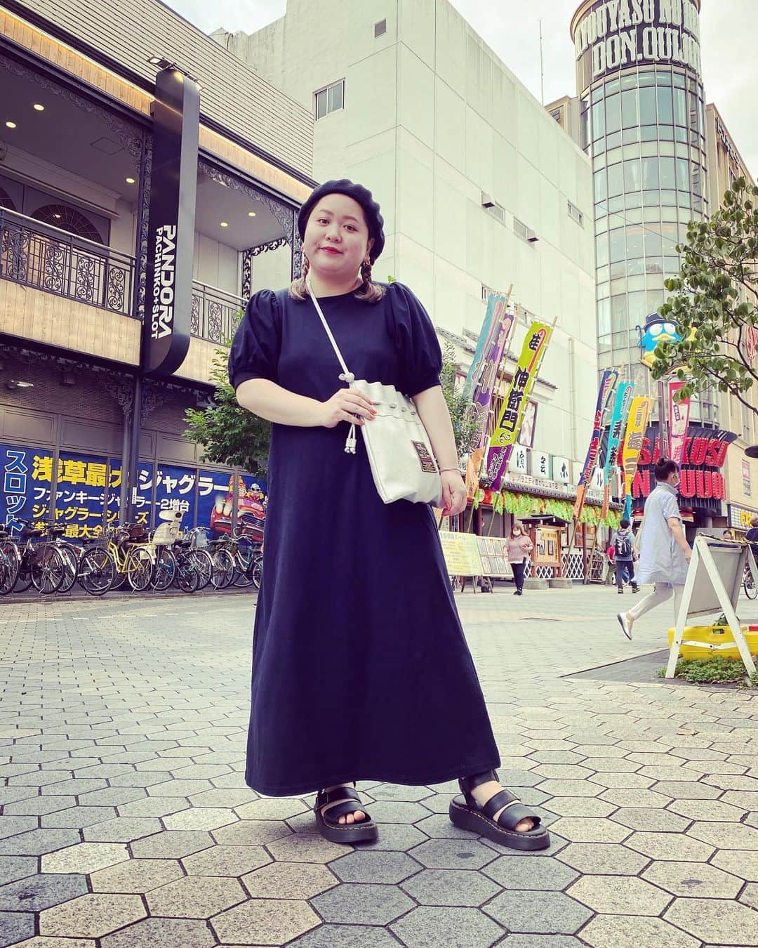 西田さおりさんのインスタグラム写真 - (西田さおりInstagram)「浅草からめでてぇ神輿担いで 行かせてくだせぇコーデ。 . . #浅草 #毎日行きたい #freaksstore  #drmartens」6月27日 18時52分 - saori19950108