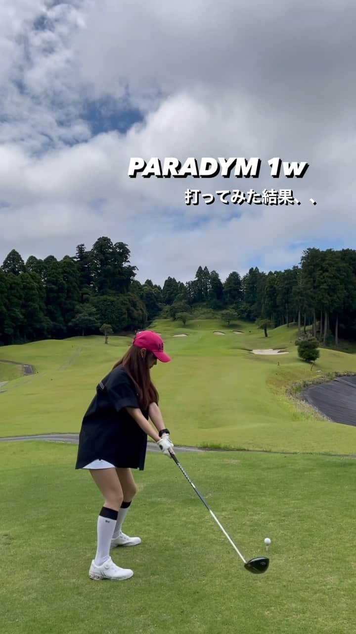 SARAKIMISAKIのインスタグラム：「PARADYM本当に大好き💙💙  真っ直ぐしかいかないし ミスしても許容範囲のミスになる🥺🫶🏻 まだ試してない人いたら一回打ってみてほしいくらい！  この日のウェアはアルチビオで大人気の メンズシャツにしてみました✌️ メンズウェアってやっぱりシルエットが可愛い🩷 . . . . #ゴルフ #ゴルフ女子 #ゴルフウェア #ゴルフコーデ #ゴルフ女子コーデ #ゴルフ場  #ゴルフ好きな人と繋がりたい #ゴルフ好き #golf #golfwear #golfswing #golfwear #golffashion #golfstagram #골프 #골프스타그램 #골프장 #라운드 #골프스윙  #高尔夫球 #高尔夫 #กอล์ฟ」