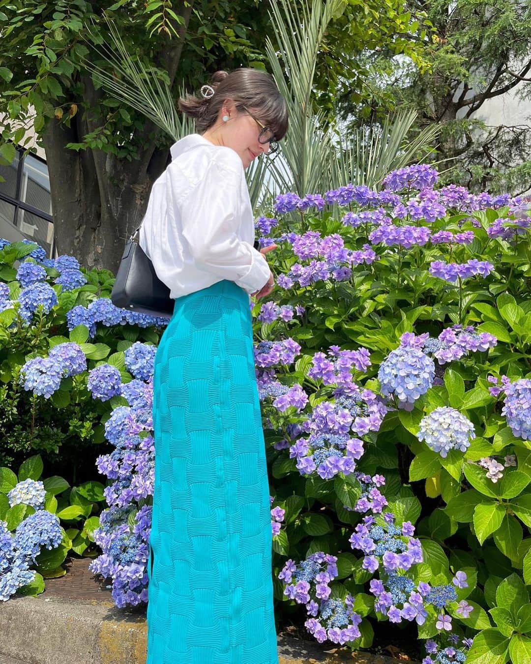木内舞留さんのインスタグラム写真 - (木内舞留Instagram)「珍しいコーデ🧜🏻‍♀️  ターコイズ色の可愛いスカート頂いちゃったから、着てみたの:)  #marunofuku」6月27日 18時55分 - maru_kiuchi_official