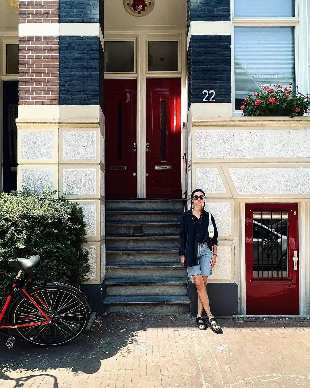 ユキ・カトウのインスタグラム：「Striking shades.   #diaryukikato」