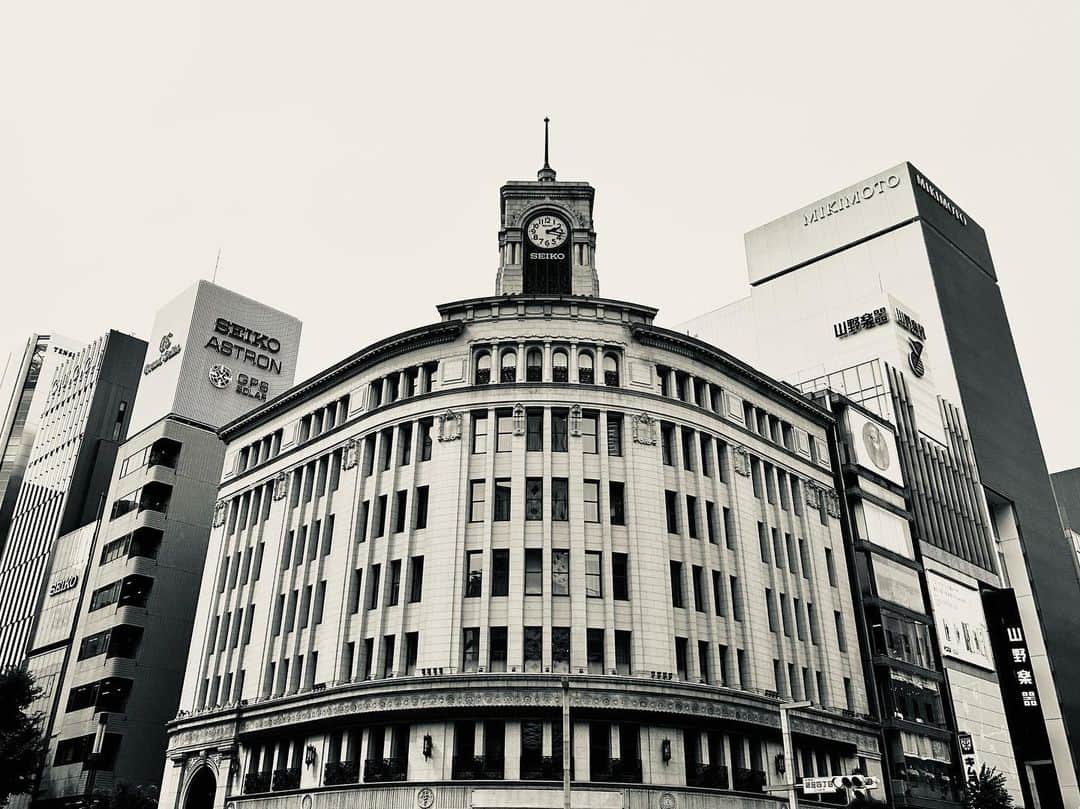 中嶋ユキノのインスタグラム：「今日は、銀ブラ、したった。  #銀座 #ginza #ざぎん #中嶋ユキノ  #シンガーソングライター #nakajimayukino #singersongwriter #作詞作曲 #おすすめ #おすすめ曲 #songwriter #songwriting  #singer #singing #singerlife  #japan #作詞 #作曲  #applemusic #linemusic #spotify #youtube #ove #music」