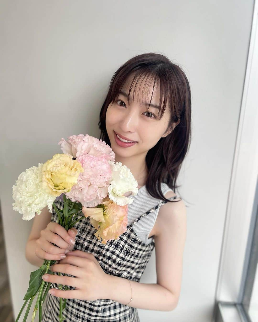 林佑香のインスタグラム：「リシアンサス💐  とっても綺麗で朝から癒されました🌱」