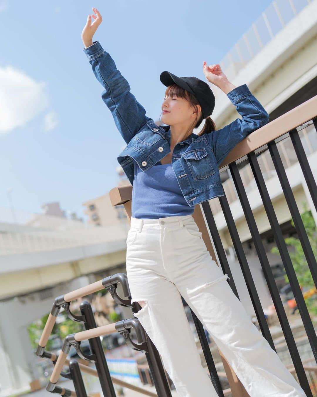 のインスタグラム：「🩵☀️ photo @04jun0424  hairmake 玉井朱音」