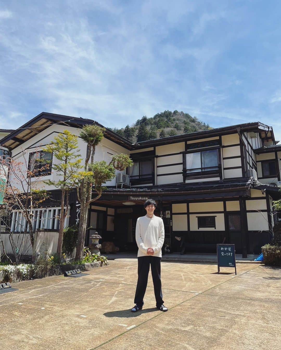 濱正悟のインスタグラム：「7/27(木)25:00〜 #民宿のかくし味 #CBCテレビ #緑川春陽 #奥飛騨」